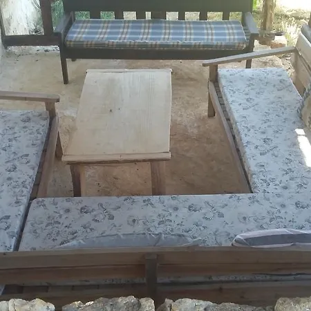 Πανσιόν Mehtap *